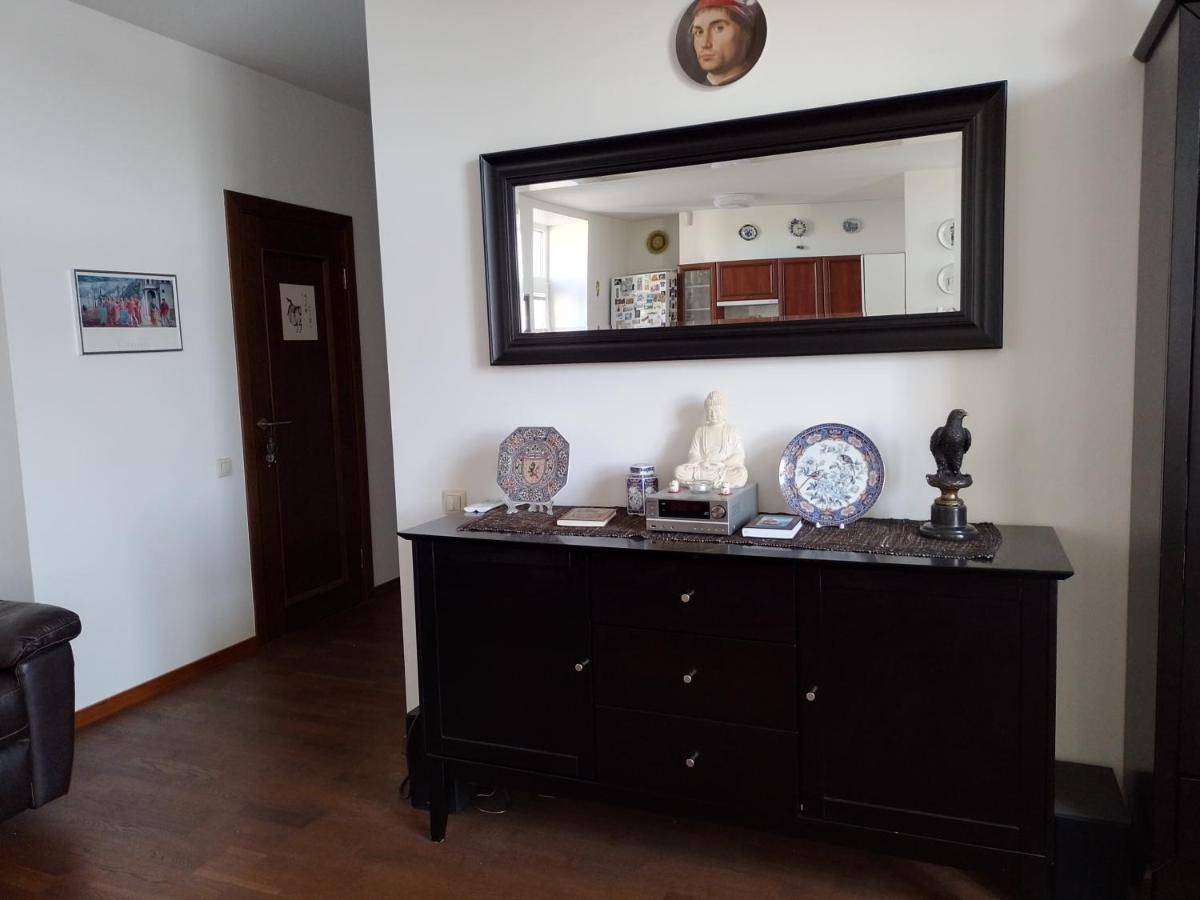 ריגה Premium Class Apartment, Free Parking, Maximum 5 Guests, 2 Bedrooms, 3 Beds מראה חיצוני תמונה