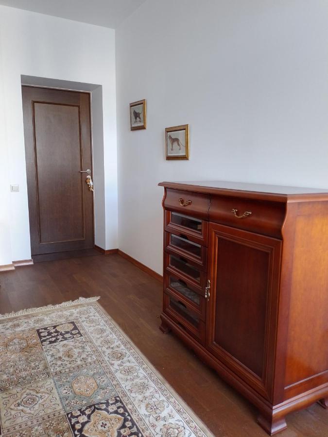 ריגה Premium Class Apartment, Free Parking, Maximum 5 Guests, 2 Bedrooms, 3 Beds מראה חיצוני תמונה