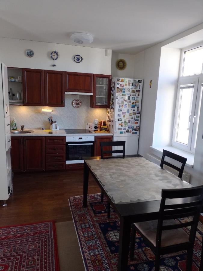 ריגה Premium Class Apartment, Free Parking, Maximum 5 Guests, 2 Bedrooms, 3 Beds מראה חיצוני תמונה